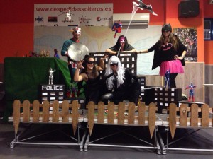 001 Fiesta Superhéroes y Princesas